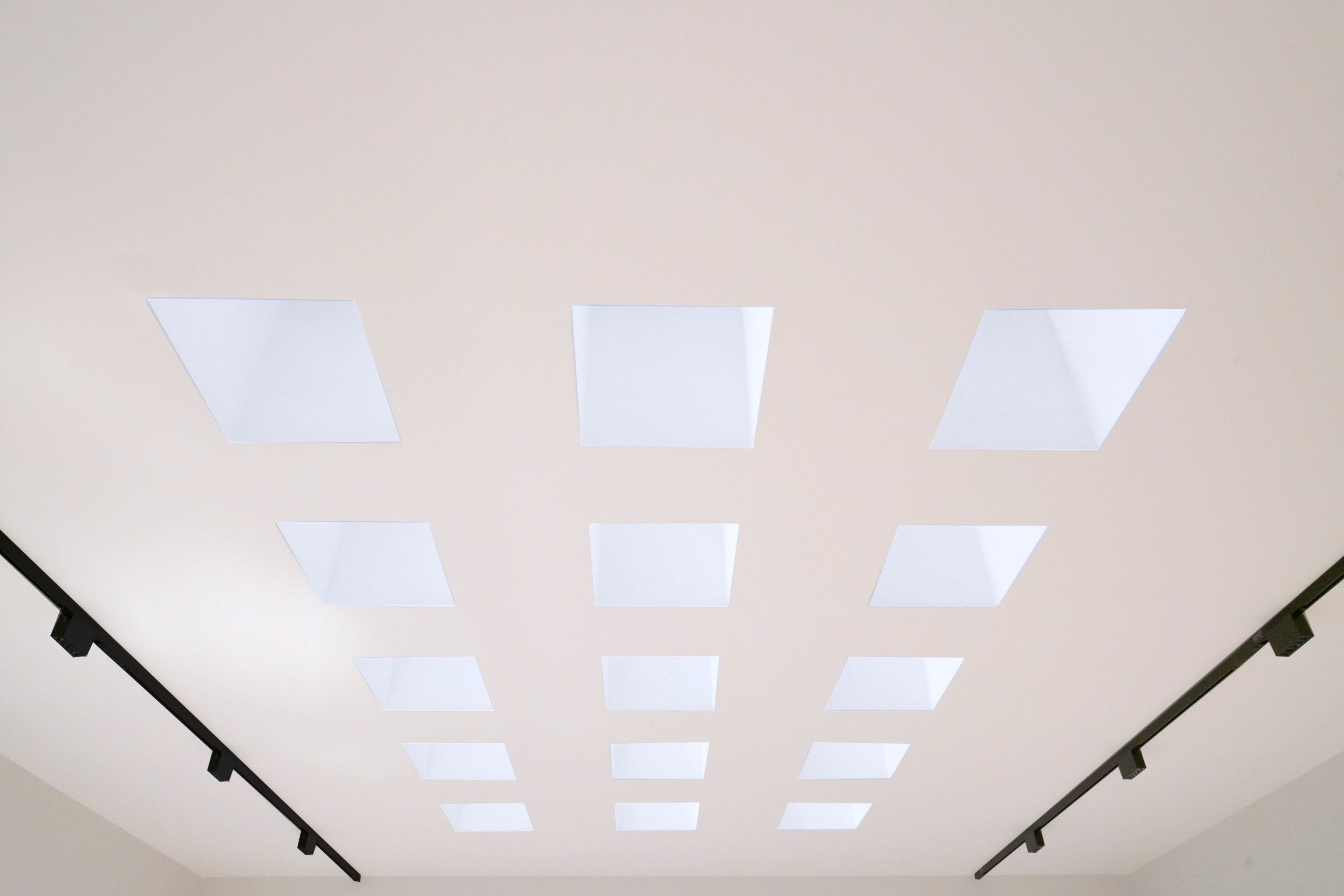 Recir - Civil Engineering and General Construction - Floor construction with a skylight